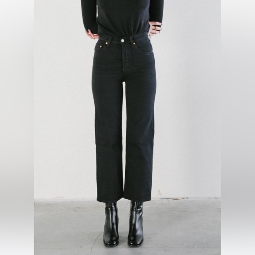 Levi’s Ribcage Straight Ankle Jeans - Black